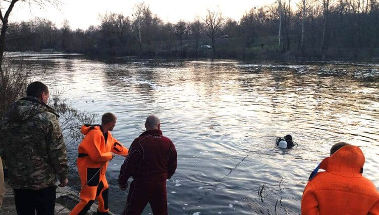 Під Полтавою втопилося троє рибалок. Одного досі шукають (оновлено)