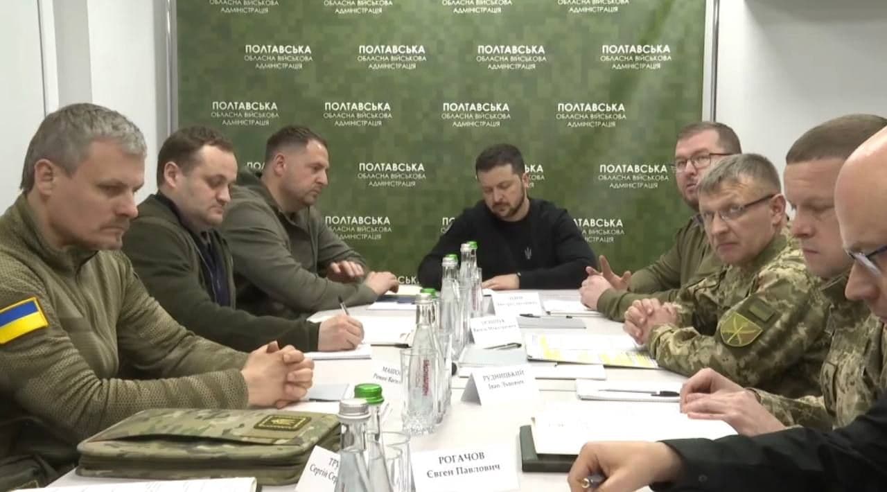 Петиція про встановлення монументу Шухевичу та Зеленський у Полтаві — головне за 18 квітня