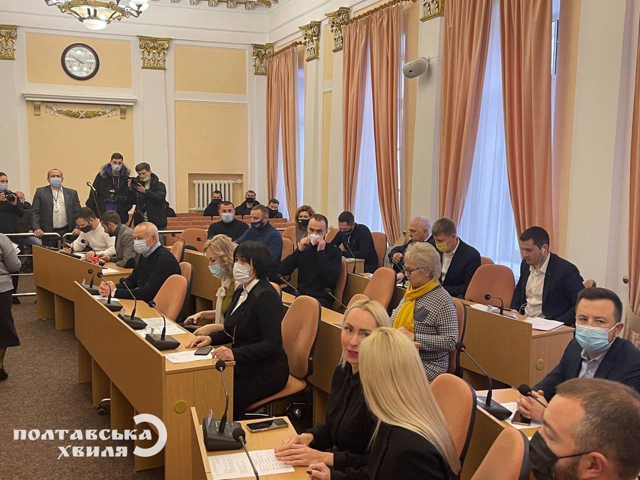 Депутати міськради підтримали рішення виділити землю для аеропорту "Полтава"