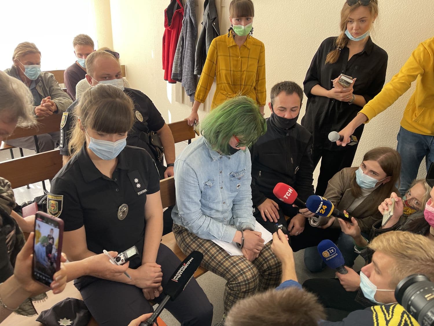 Після вбивств планувала самогубство — нові подробиці про дівчину з арбалетом