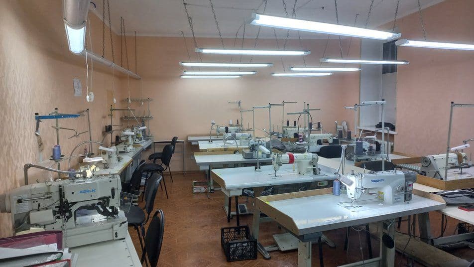 До Полтави із Краматорська перевезли швейне підприємство