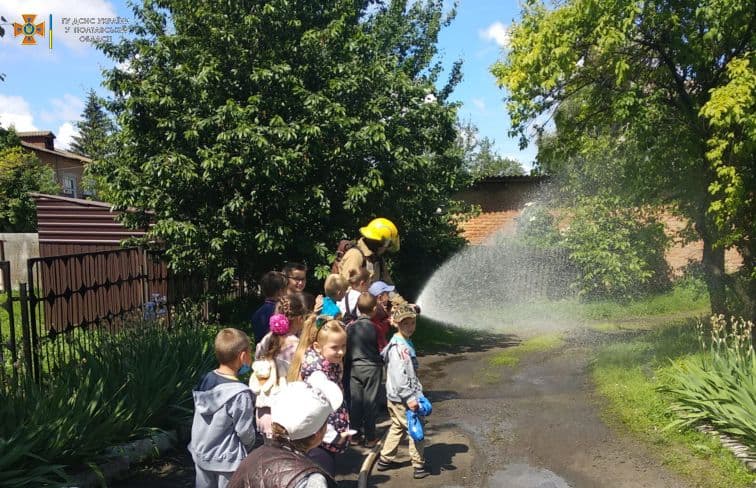 У Чорнухах рятувальники провели акцію «Запобігти. Врятувати. Допомогти!»
