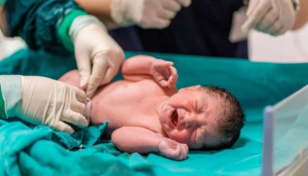 Новонароджених полтавців перевірятимуть на смертельну хворобу