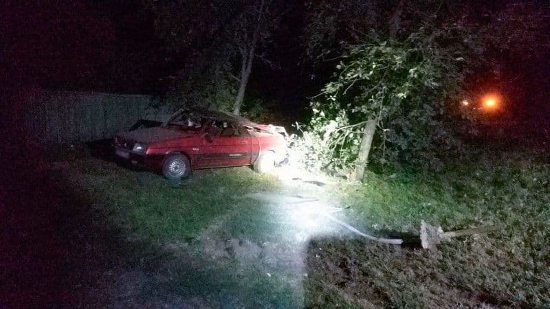 На Лубенщині п'яний водій з'їхав у кювет і перекинувся