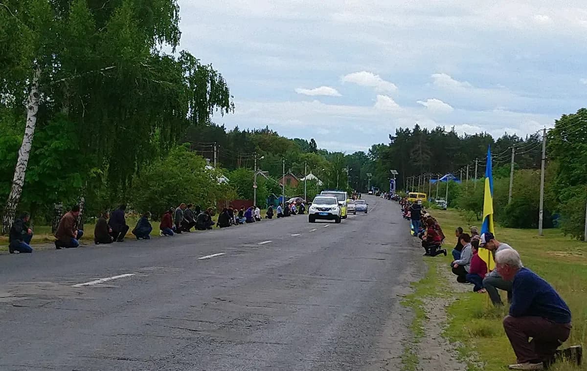 На Полтавщині попрощалися з оборонцем Маріуполя Олегом Топоренком