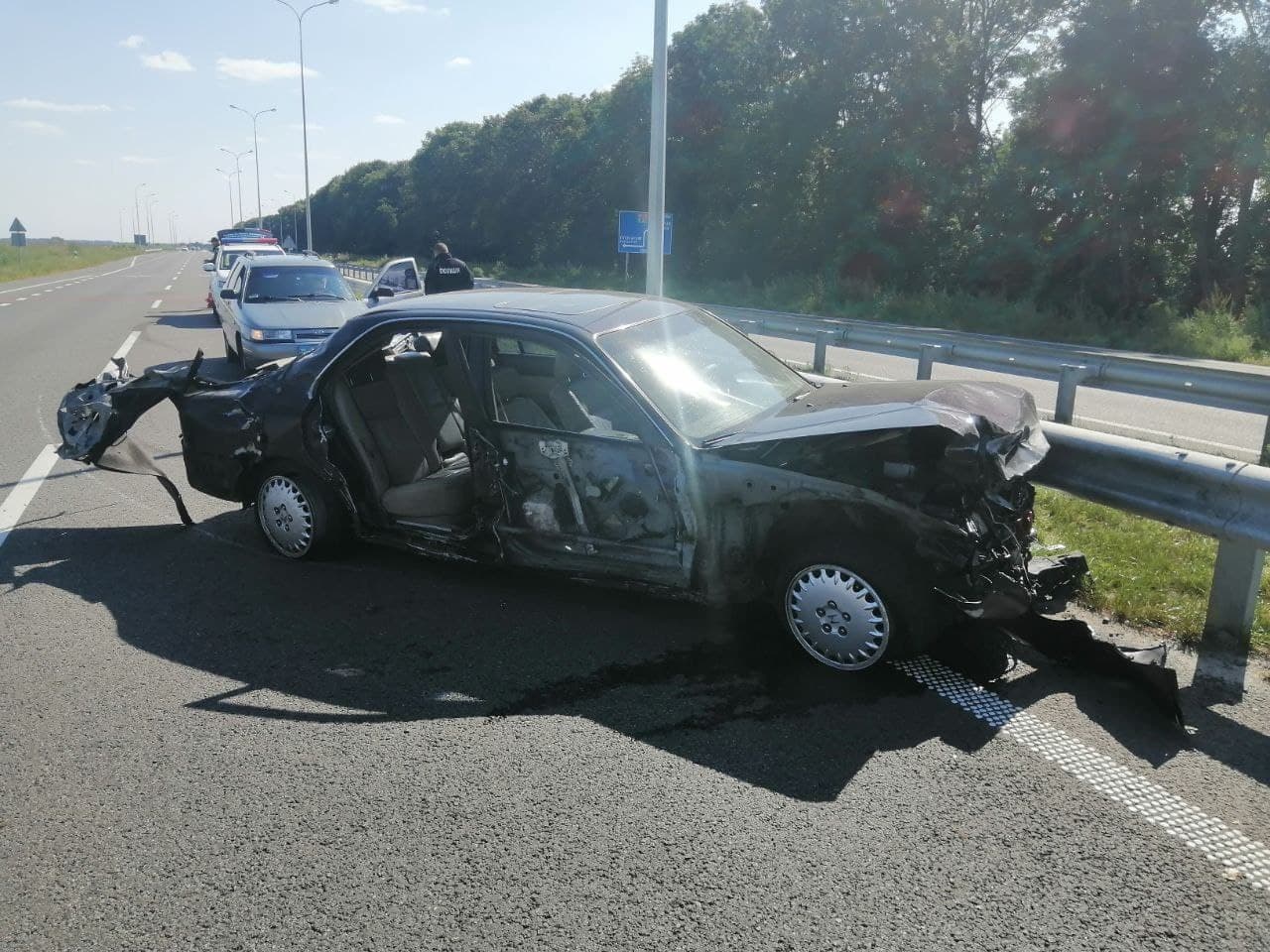На Полтавщині Honda врізалася у відбійник: машина не підлягає відновленню