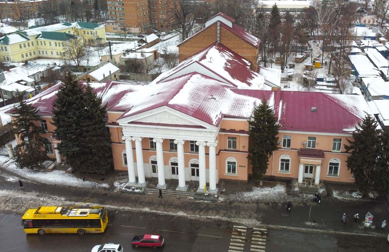 «Укрзалізниця» планує продати полтавський палац залізничників