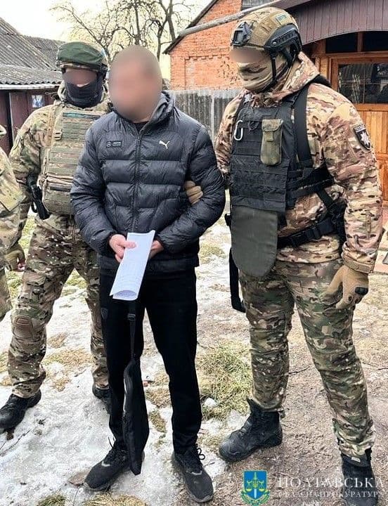 У Полтаві побили перехожого та військового, який за нього заступився