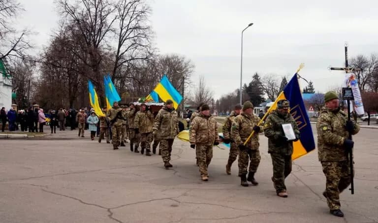 У громаді на Полтавщині попрощалися з полеглим поблизу Куп'янська воїном