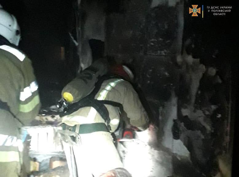 У Полтаві загорілася квартира – всередині було двоє дітей