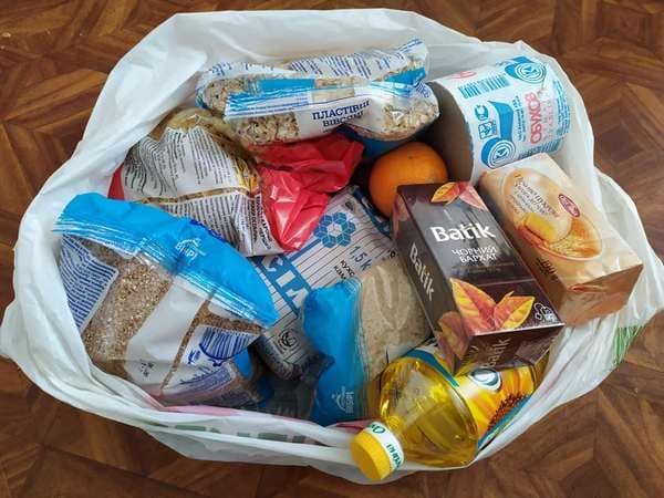 Ще одна громада на Полтавщині безкоштовно видаватиме продуктові набори переселенцям
