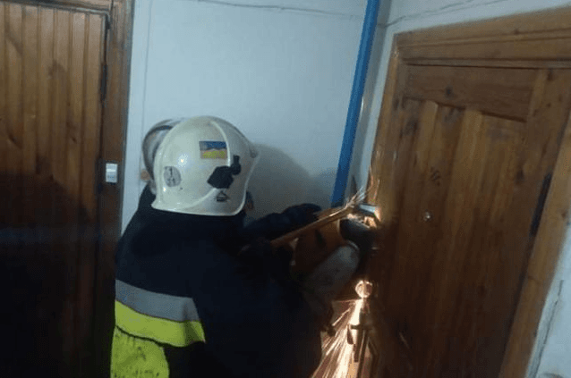 На Полтавщині у квартирі знайшли мертвого чоловіка