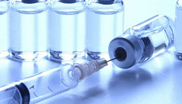 Публічні особи вже не зможуть вакцинуватися залишковими дозами