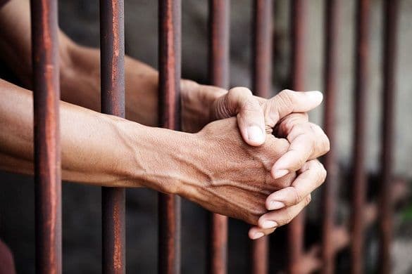 Вісім років тюрми: у Полтаві засудили чоловіка за вбивство знайомого