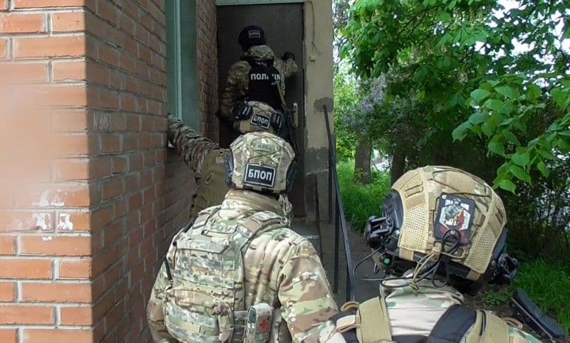На Полтавщині затримали кримінальну банду, що нападала на жителів та вимагала гроші