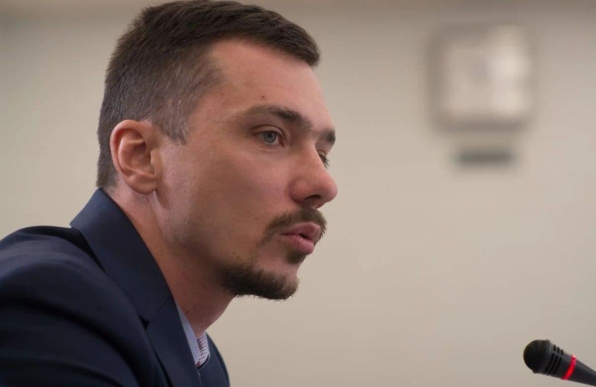 Звільнили керівника Полтавської обласної прокуратури Антона Столітнього