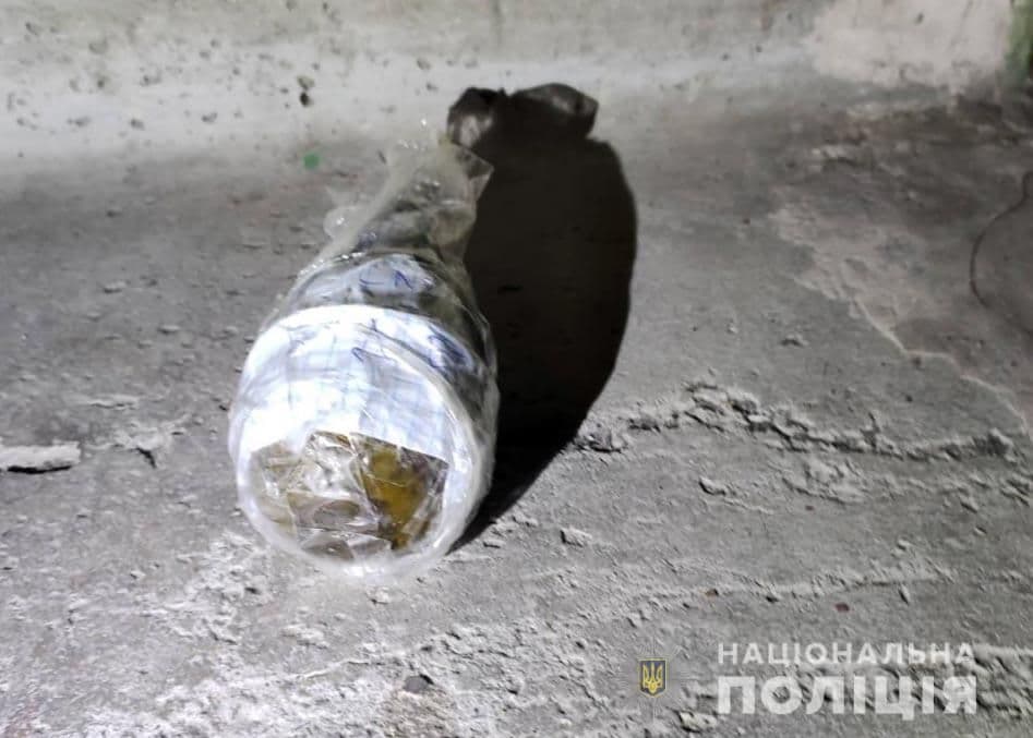 На Полтавщині у під’їзді багатоповерхівки виявили гранату