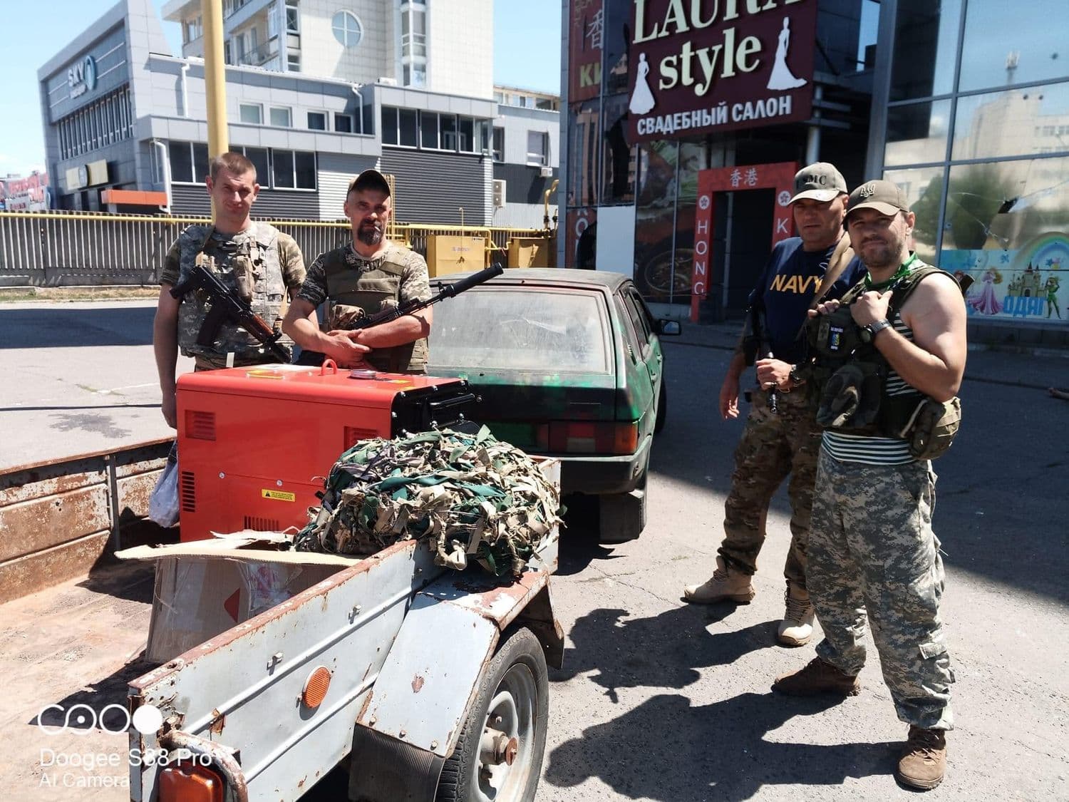 Волонтери придбали генератор для підрозділу, в якому служать полтавці
