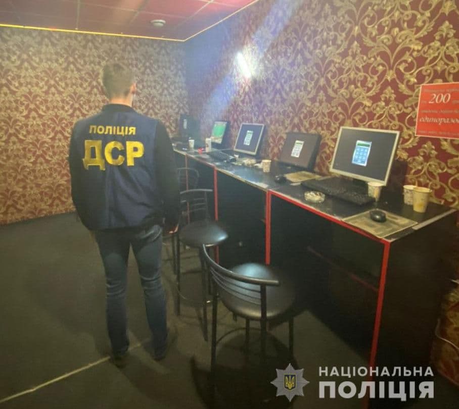 У Лубнах поліція викрила незаконний гральний заклад