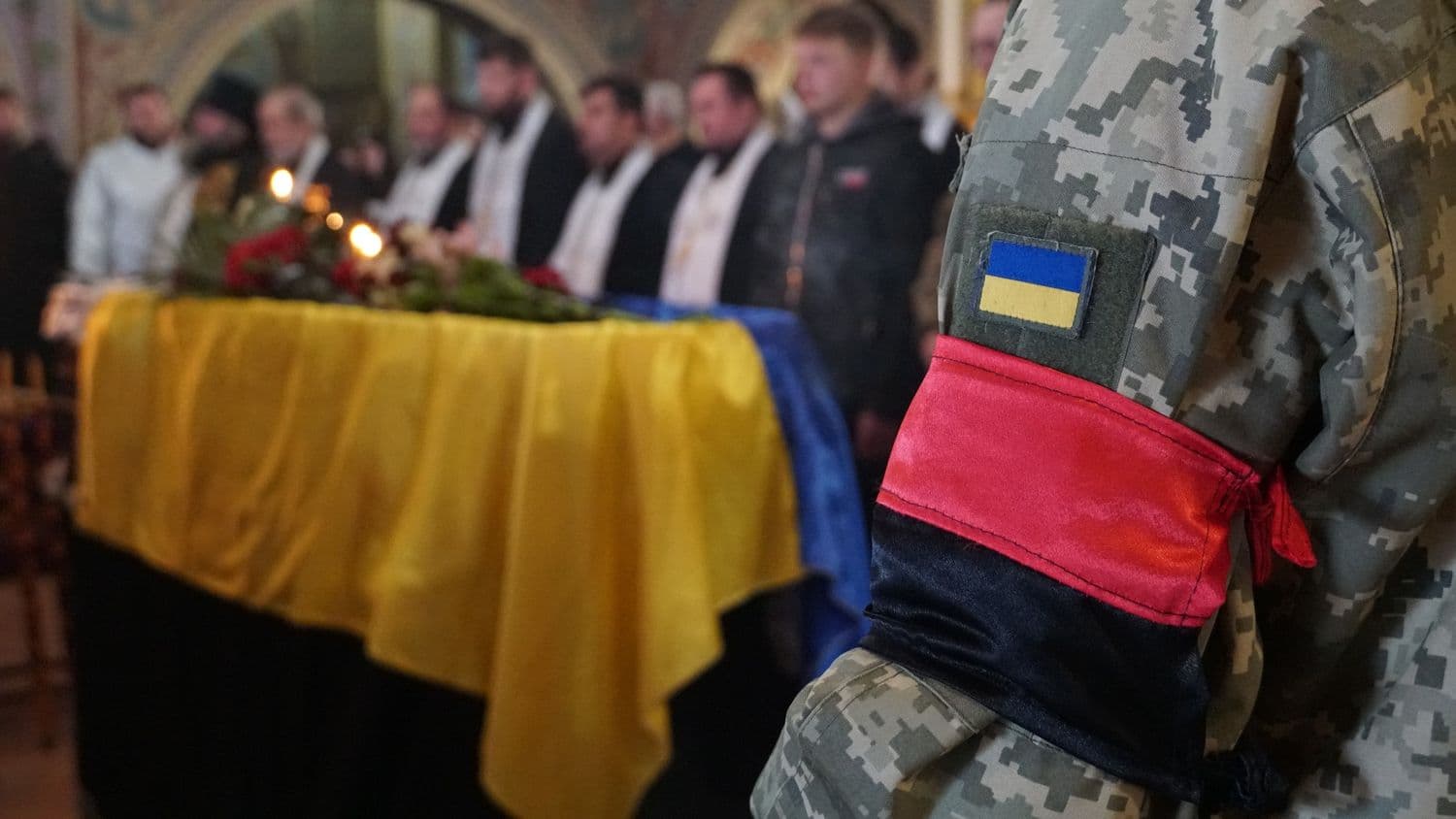Сьогодні у Полтаві попрощаються з п'ятьма військовослужбовцями