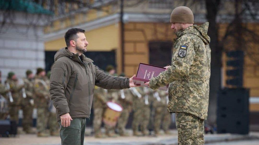 Президент вручив орден «Золота зірка» воїну з Полтавщини, що обороняв Маріуполь
