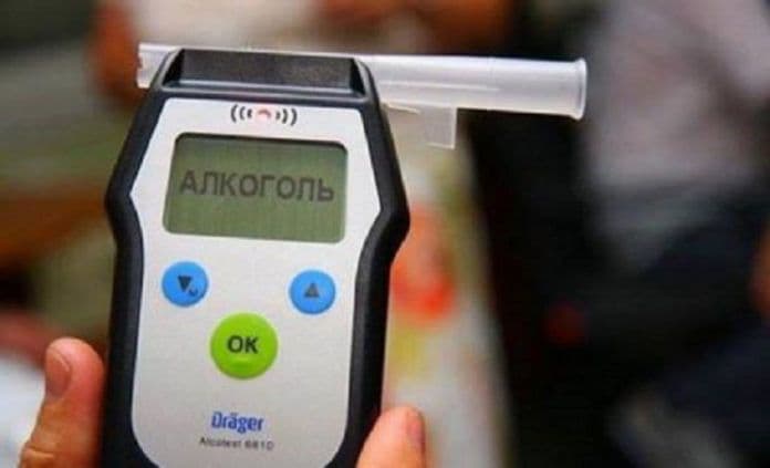 Нетверезий працівник ДБР Полтави роз'їжджав вулицями Харкова