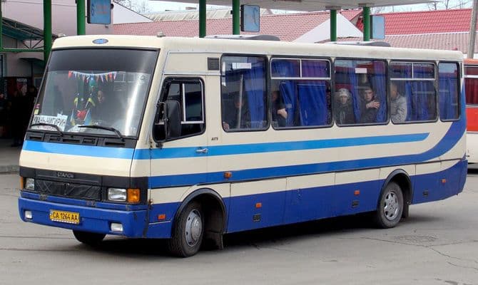У Карлівці скасували рух міського автобуса через відсутність палива