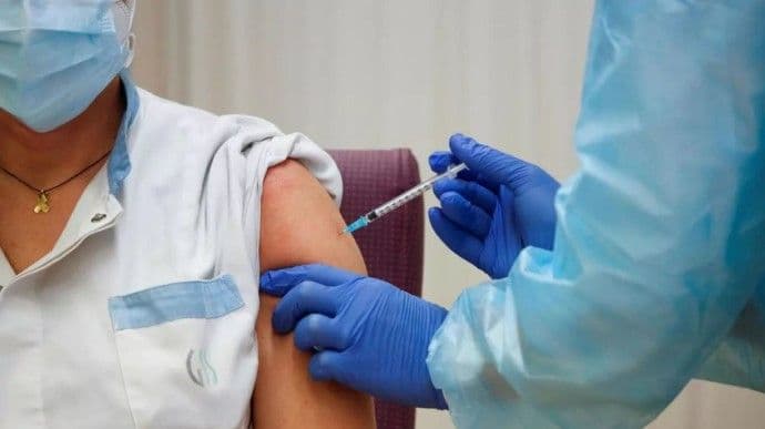 Головний санітарний лікар України захворів на коронавірус після щеплення