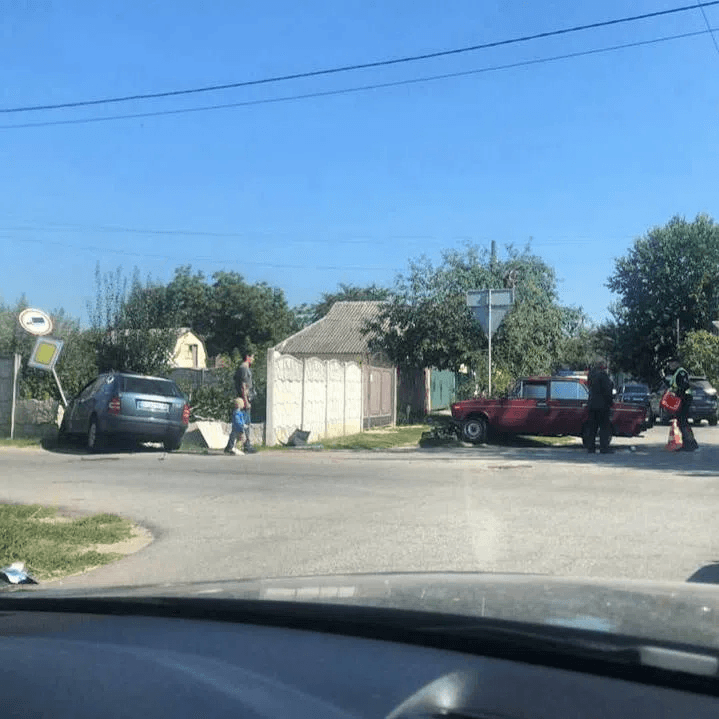 ДТП на перехресті. У Полтаві зіткнулися дві автівки