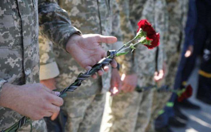 Україна повернула додому тіла 33 полеглих військових