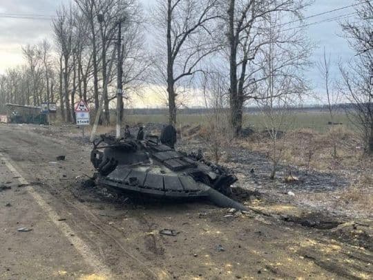 «Окупанти не досягли успіху майже на всіх напрямках, де наступали»: генштаб ЗСУ про ситуацію на восьму добу війни