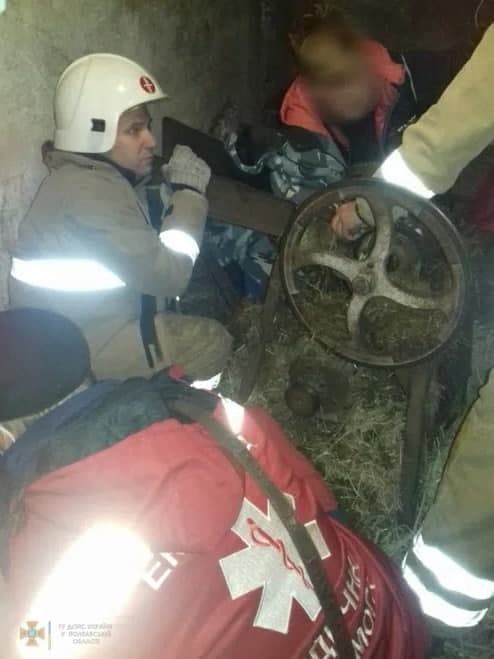 На Полтавщині під час роботи 18-річному хлопцю ледь не відтяло руку