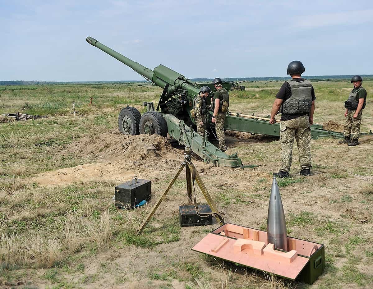 Податки військових мають іти на снаряди, а не у громаду — що буде з ПДФО