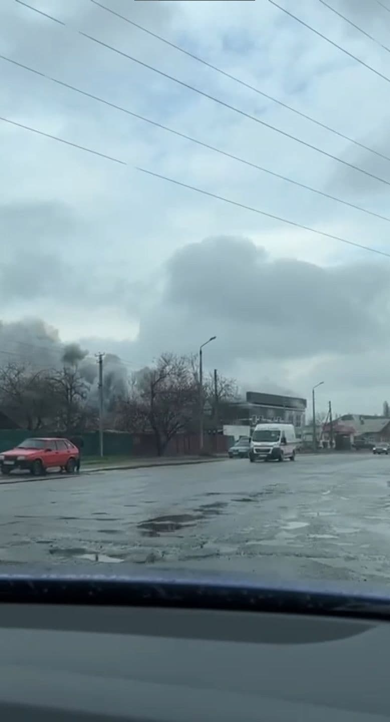 У Полтаві на Інституті зв'язку загорілася будівля