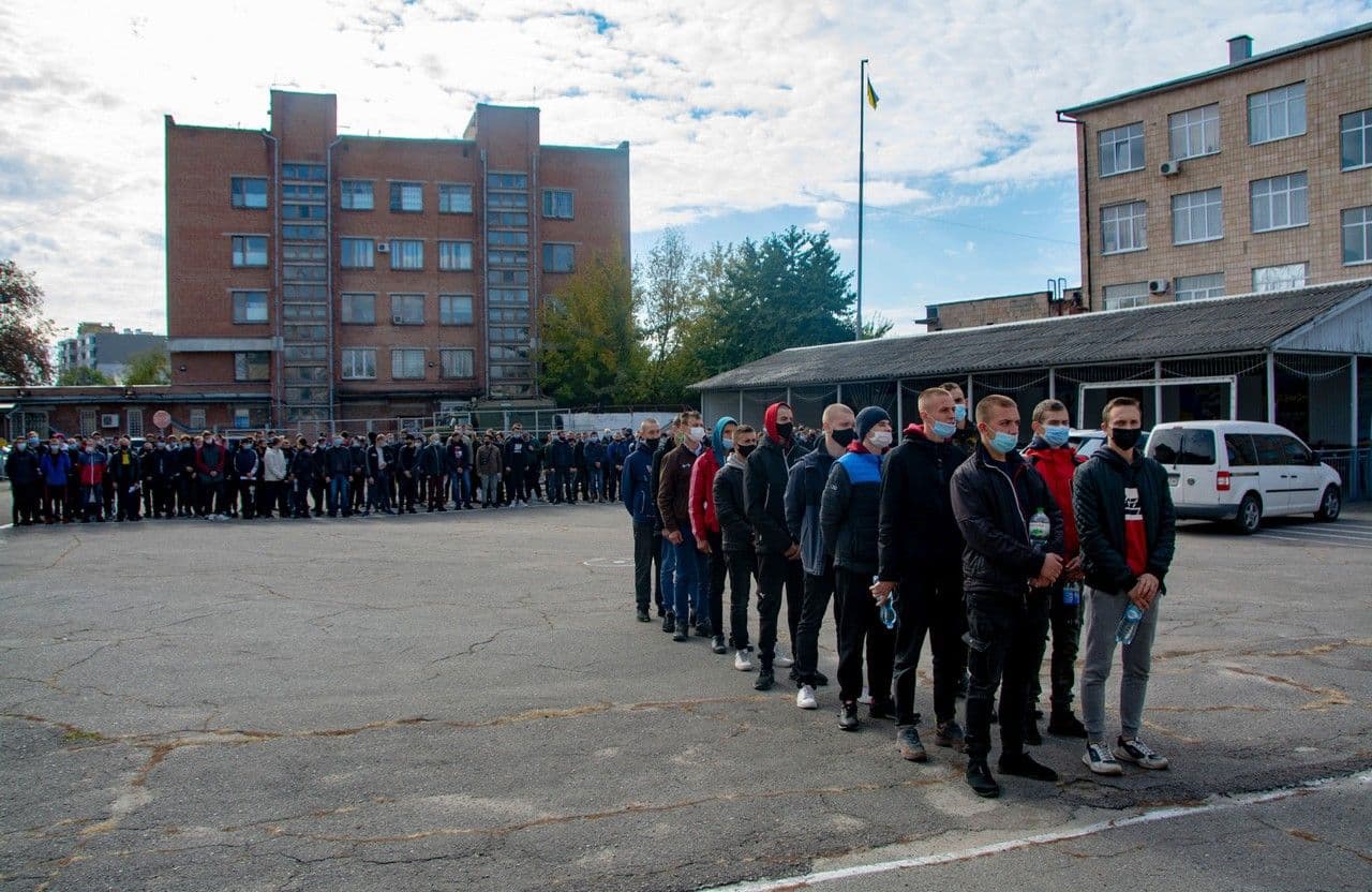 Осінній призов: 520 полтавців відправили на строкову військову службу