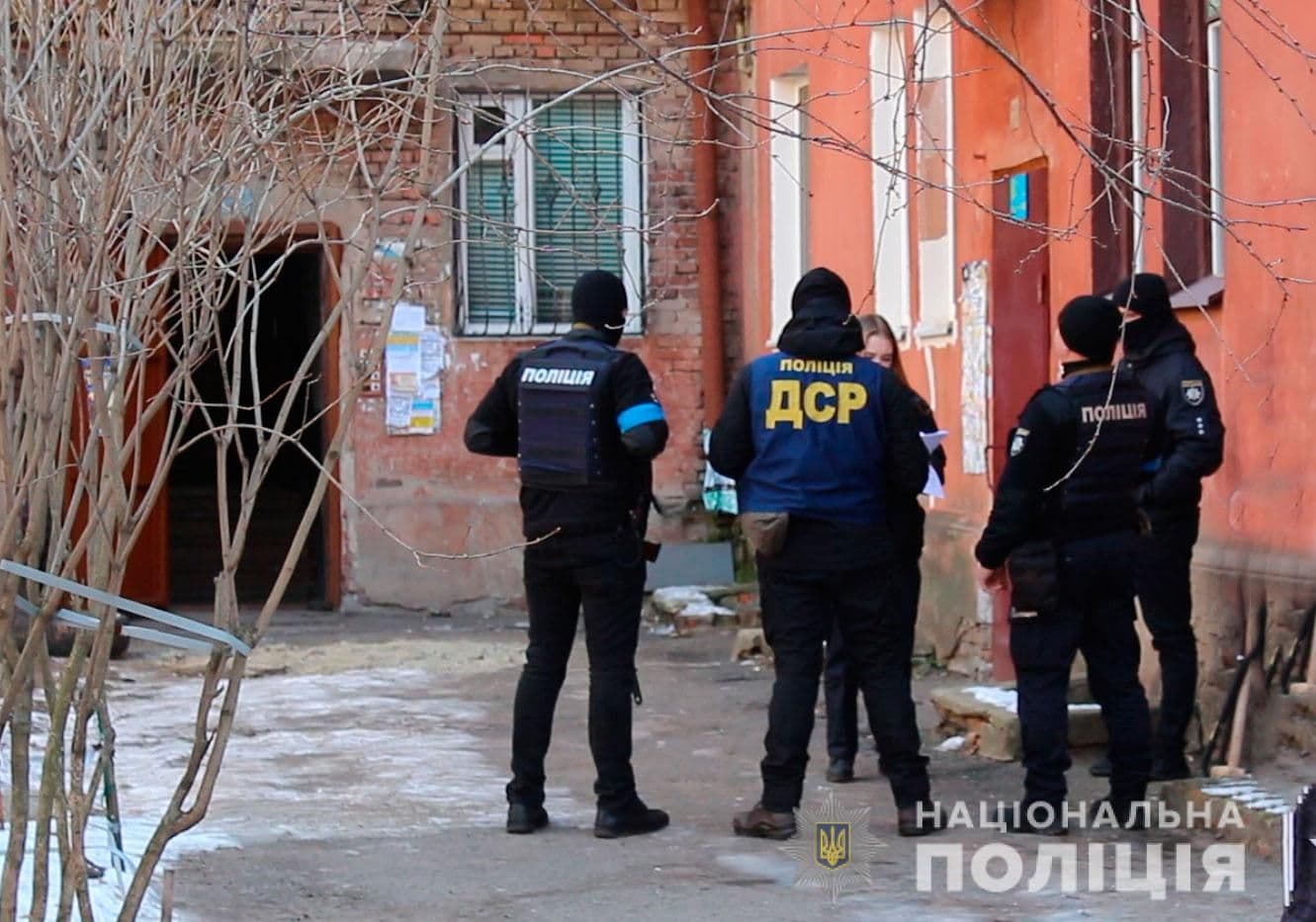 У Полтаві поліція обшукала сховища цивільної оборони, які незаконно передали підприємцям