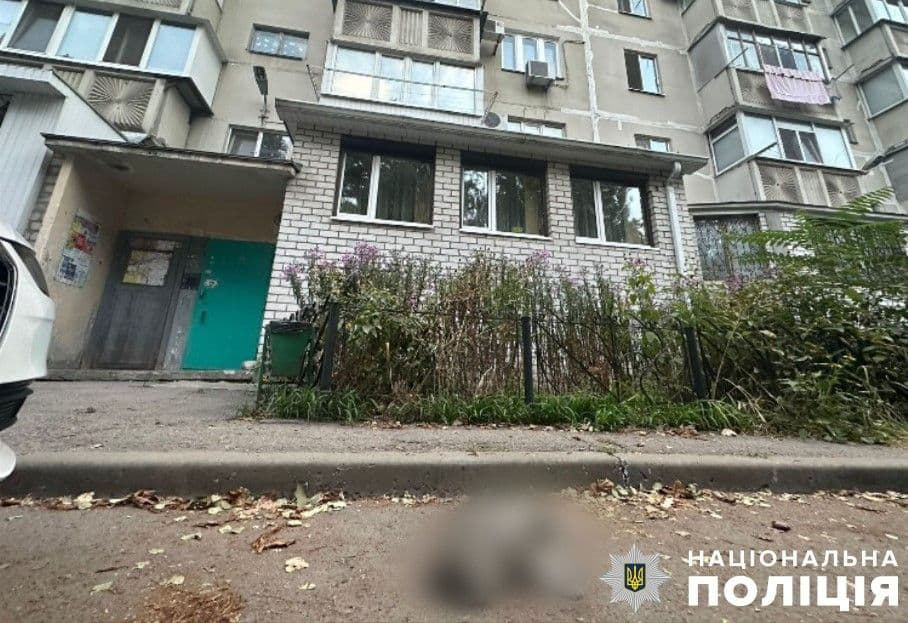На Полтавщині чоловік стріляв із гвинтівки у котів
