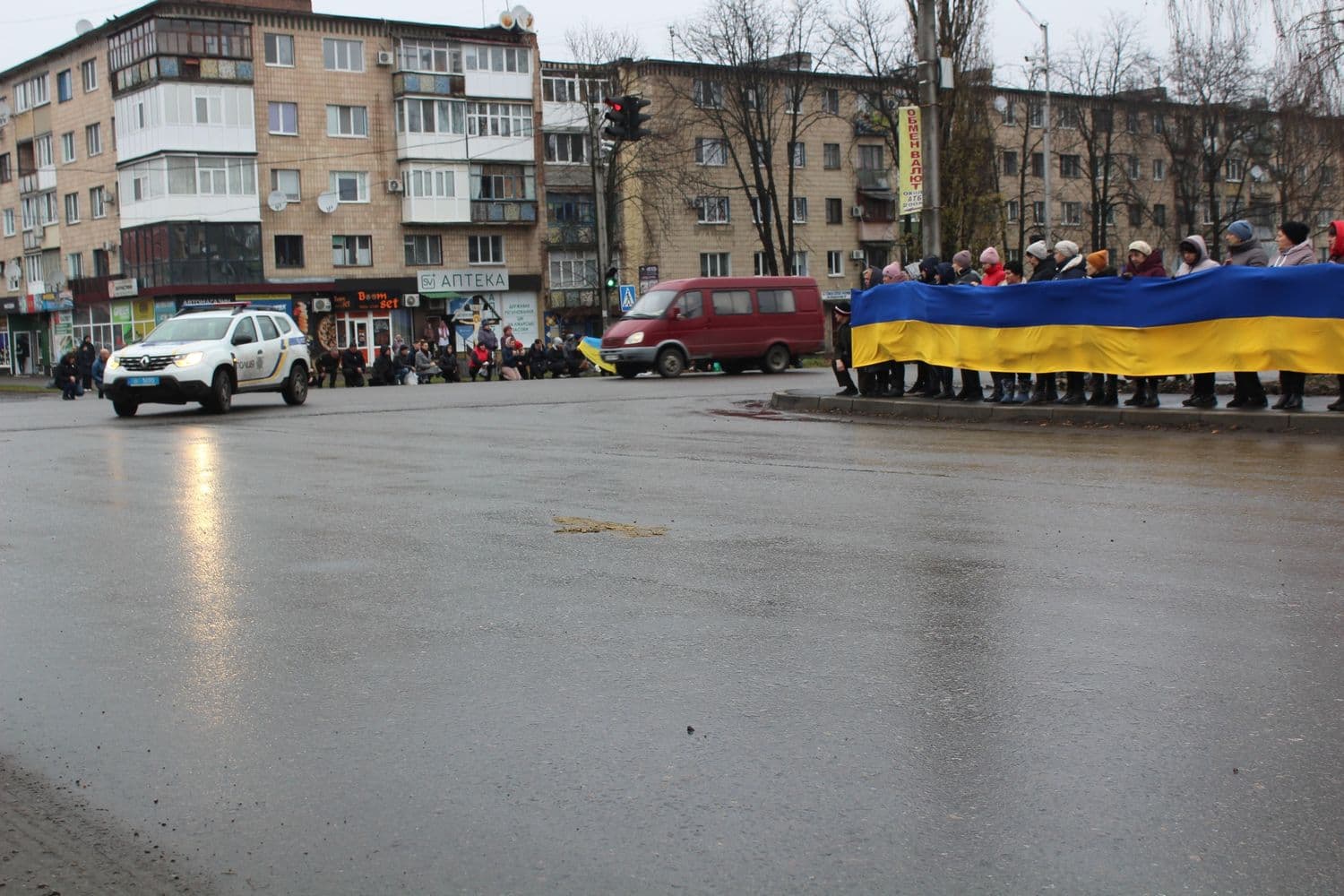 На Полтавщині попрощалися з військовим, якого вбили росіяни