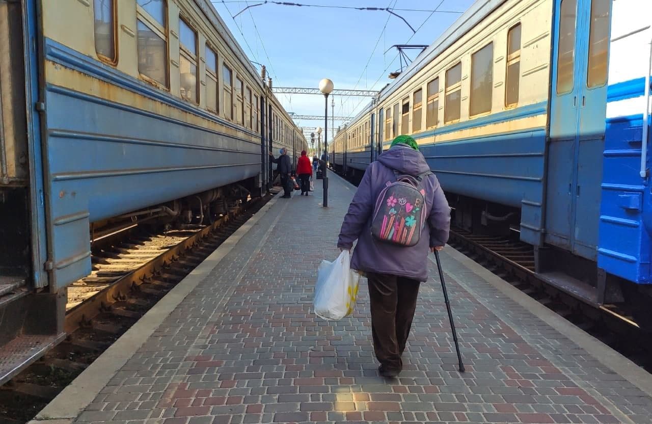 На Полтавщині продовжують курсувати приміські поїзди