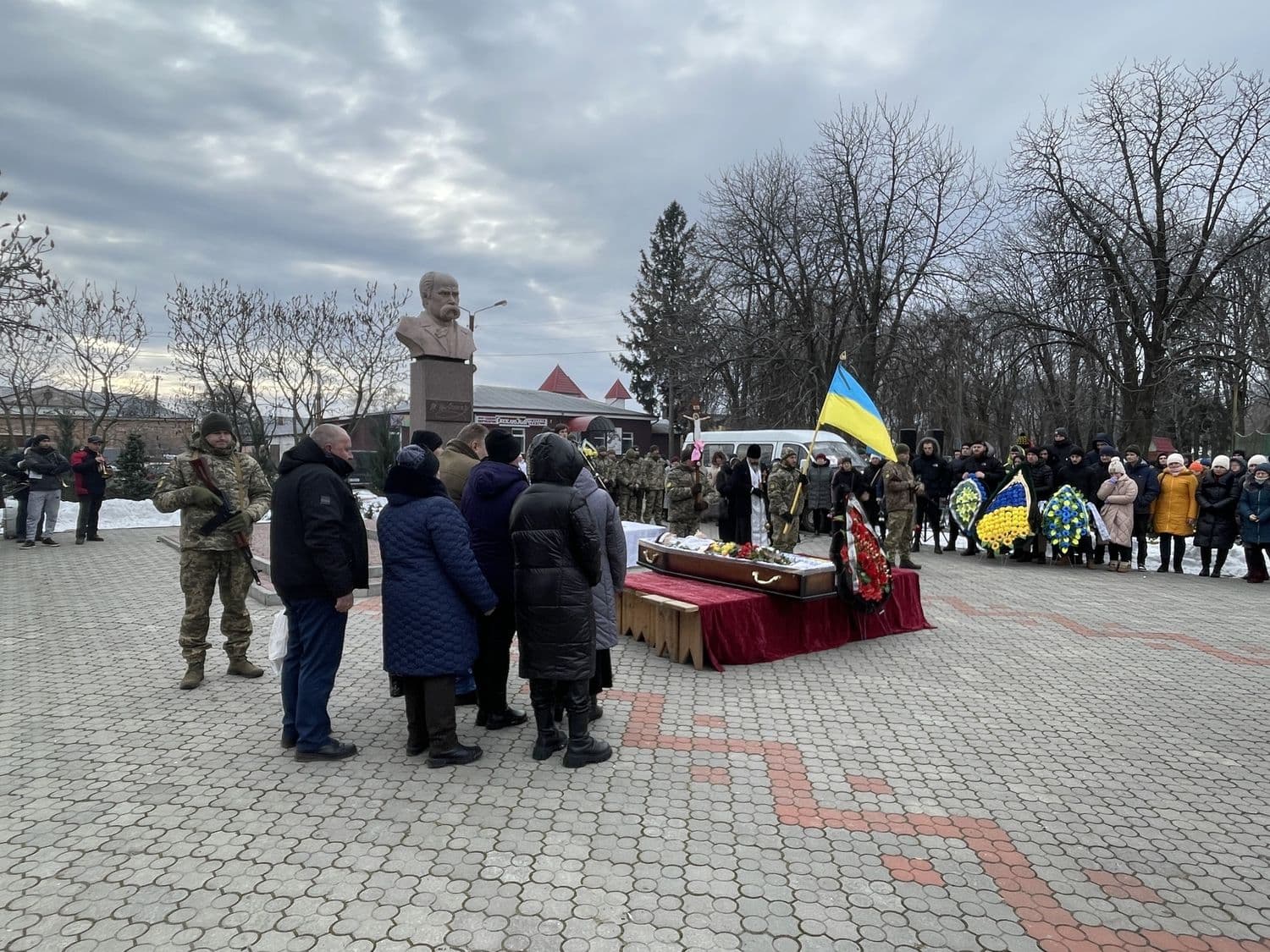 На Полтавщині попрощалися із загиблим  22-річним офіцером Віталієм Данильченком