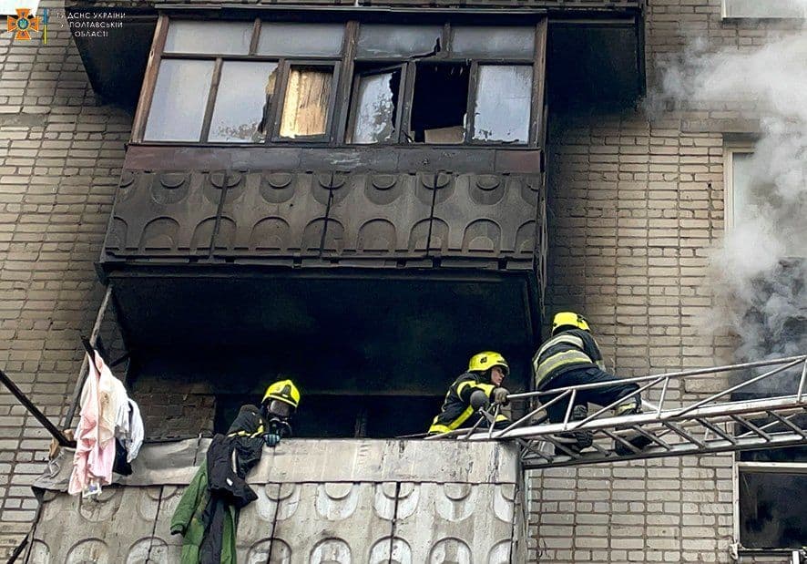 Пожежа у Кременчуці: у згорілій квартирі знайшли тіло жінки
