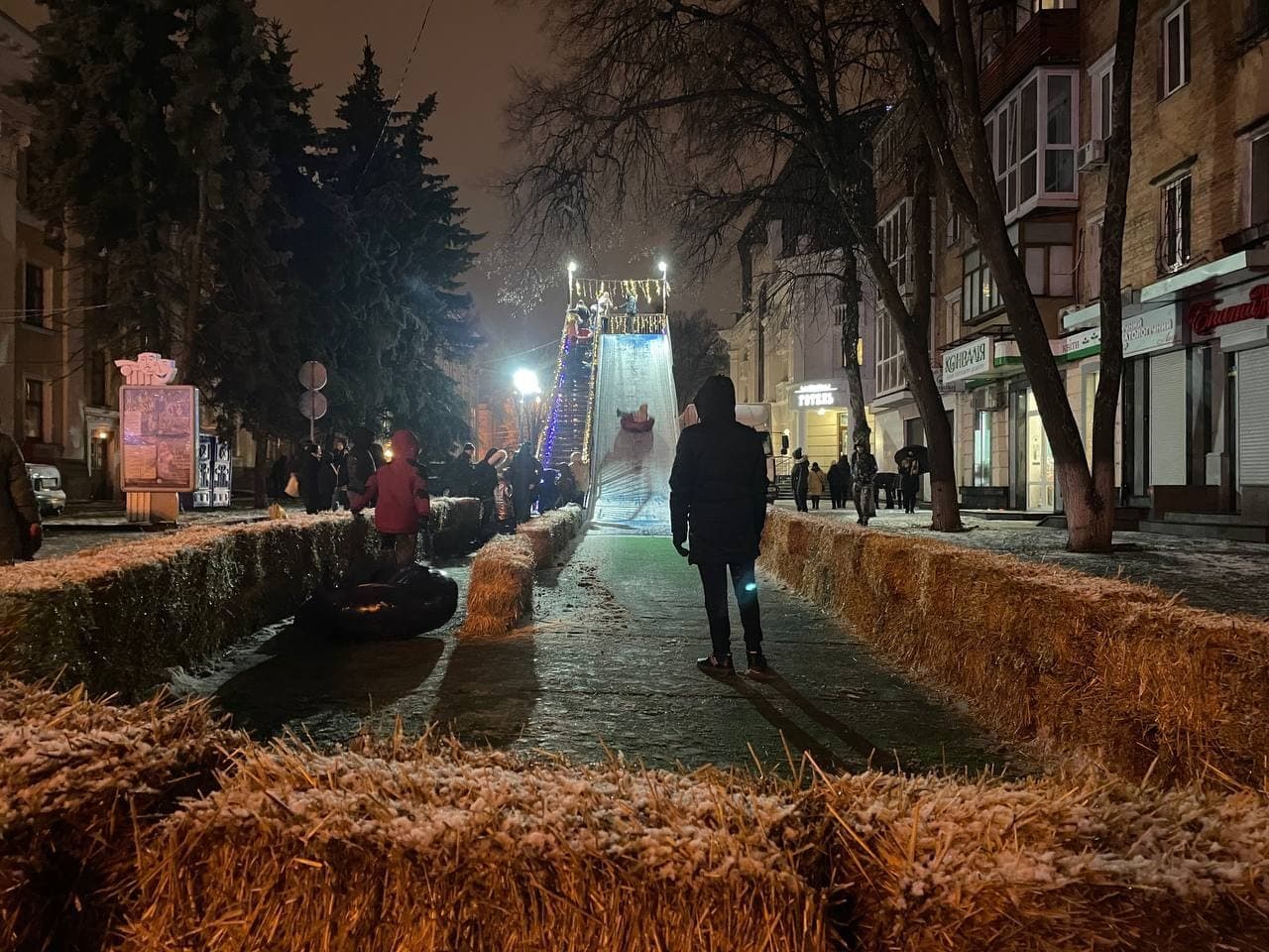 У Полтаві запрацювали тюбінг-гірки