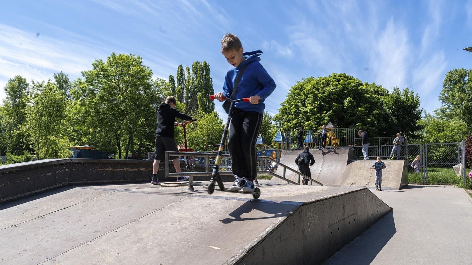 Двіж полтавських райдерів: де ганяє молодь на скейтах, BMX та самокатах