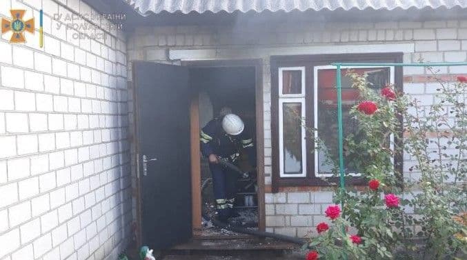 У Глобиному горів будинок