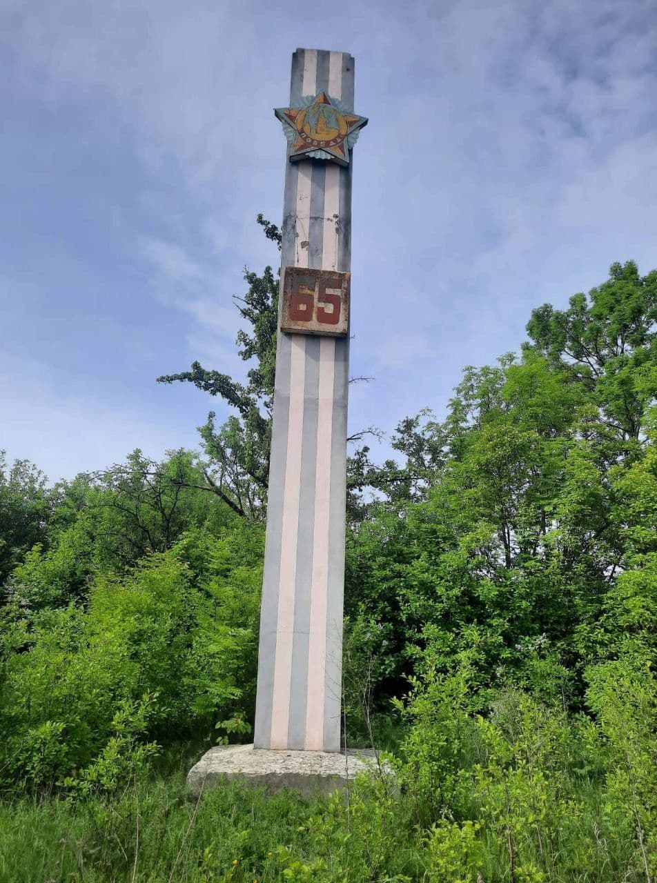 У Гадячі демонтували ще одну пам'ятку радянських часів