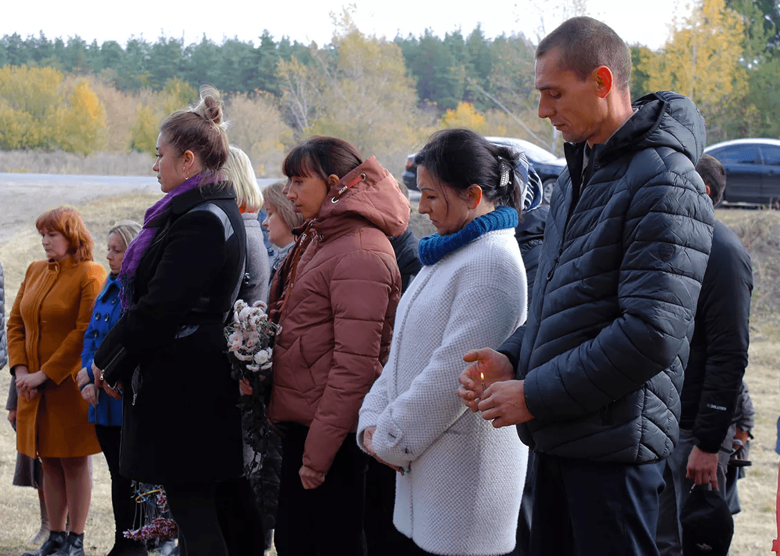 Під Кобеляками відкрили оновлений пам’ятник жертвам Другої світової війни