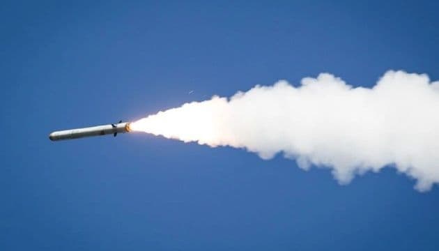 Над Полтавщиною зафіксували прольоти ракет