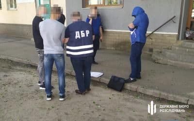 200 тисяч доларів за посаду в інспекції: суд відправив шахрая в СІЗО