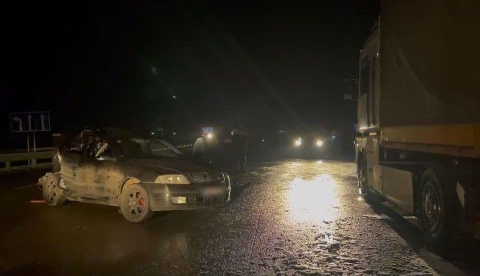 На Полтавщині в аварії загинув водій легковика