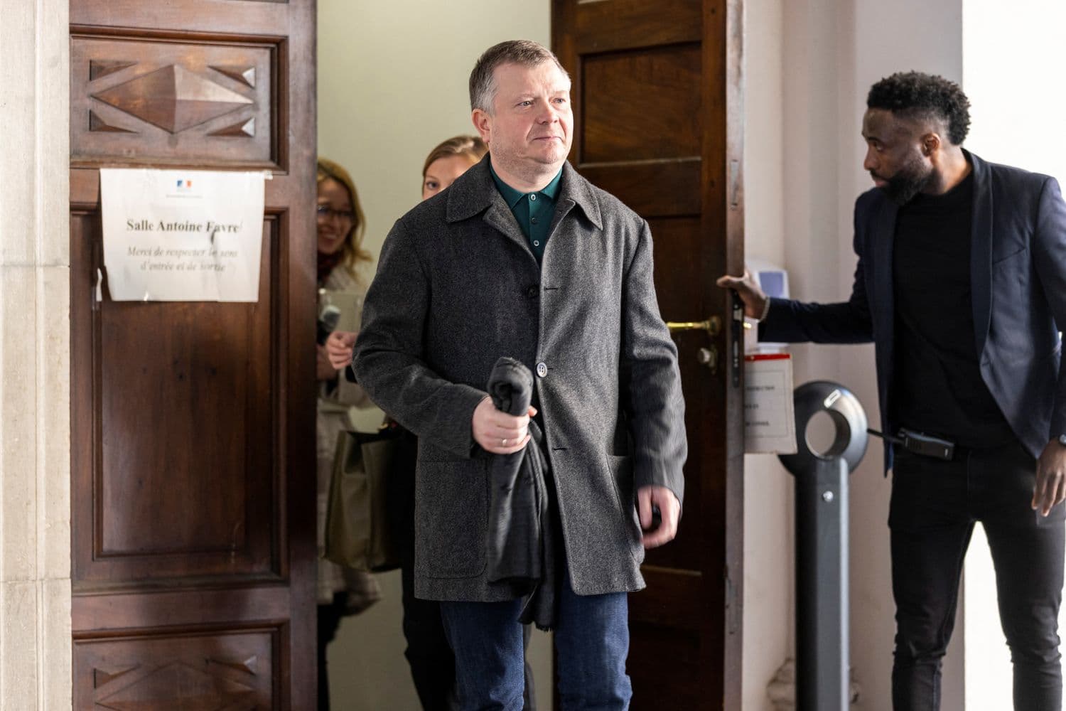 Мальдіви чекають — суд Франції дозволив олігарху-втікачу з Полтавщини не повертатись в Україну